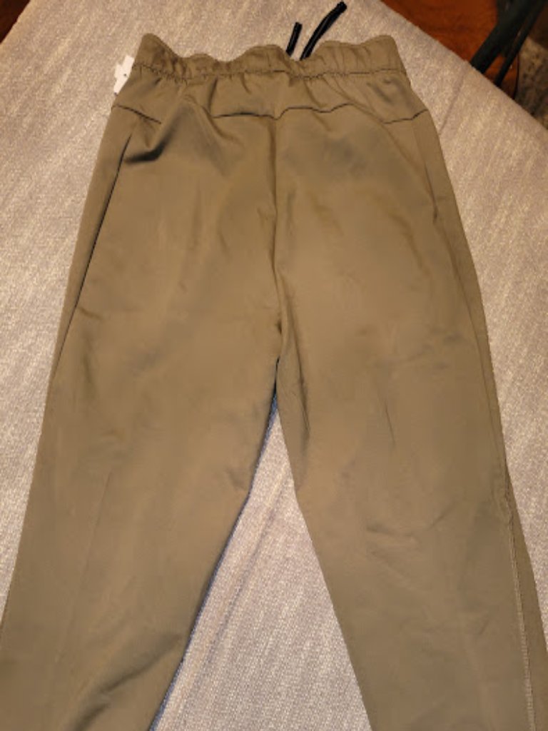 Athletic Works Men’s Medium 32-34 Khaki Performance Pants Nwt — image 3 of 8